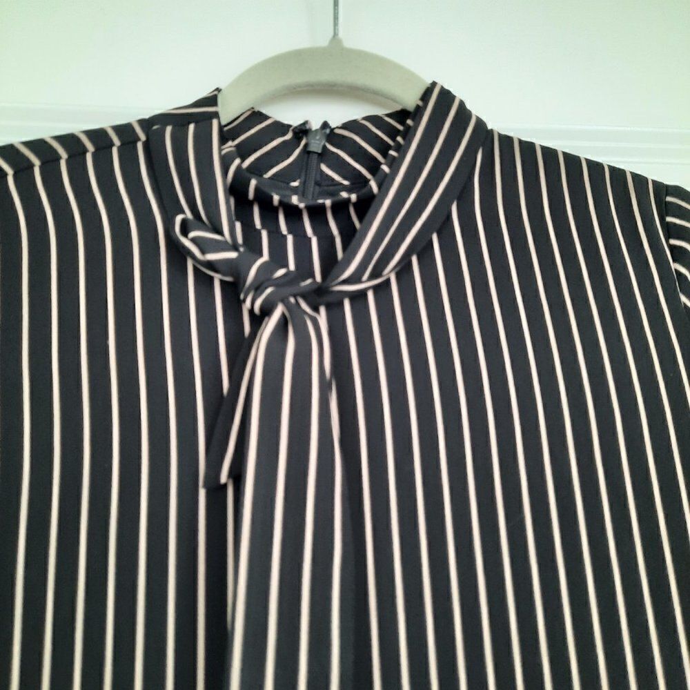 Ali & Jay Striped‎ Mini Shift Dress size S - Picture 2 of 8